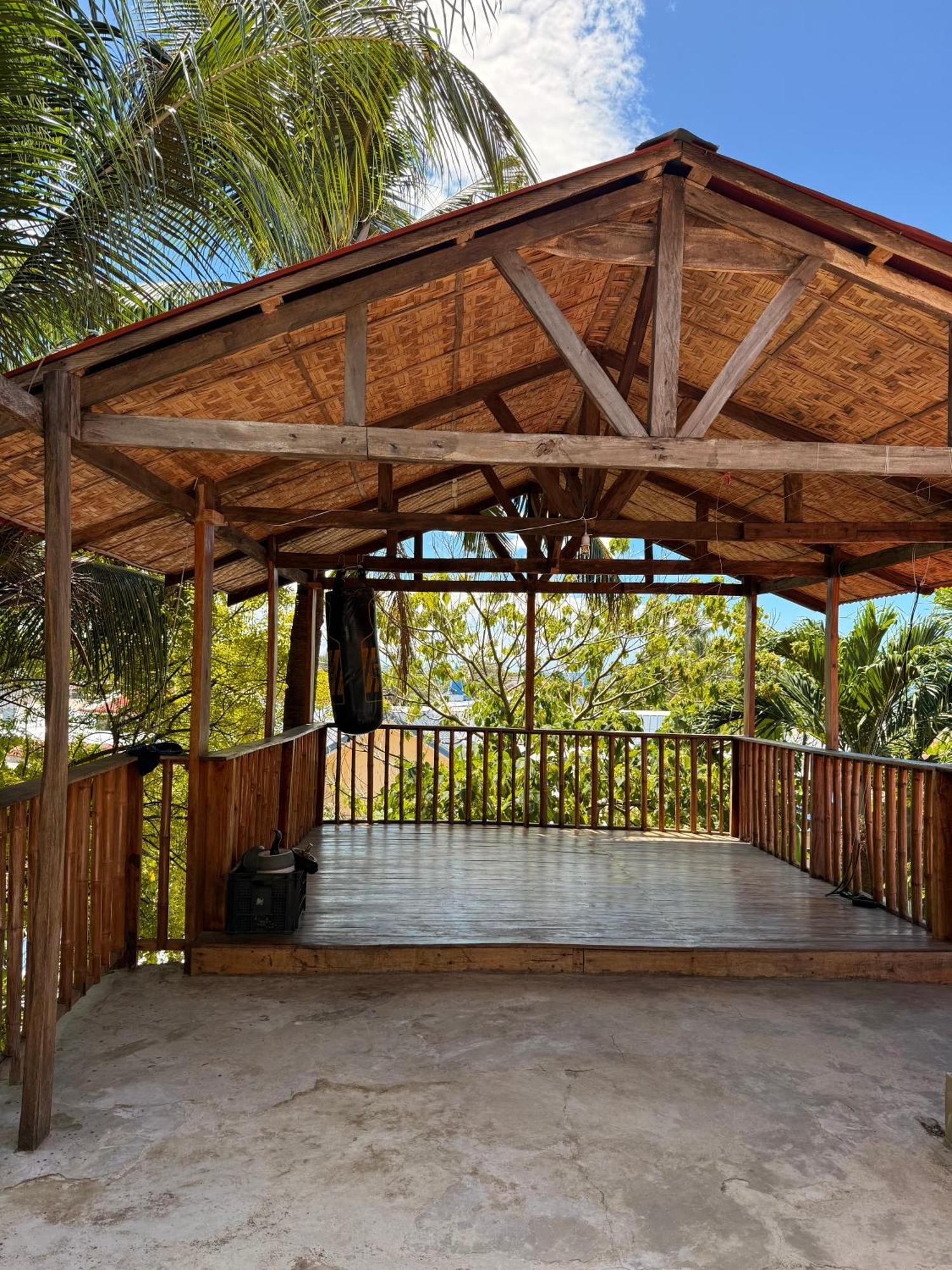 Villa-Atlas Guest House Wyspa Malapascua Zewnętrze zdjęcie